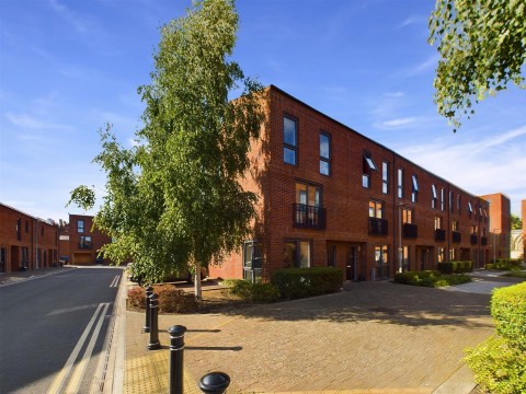 View Full Details for Friars Orchard, Gloucester