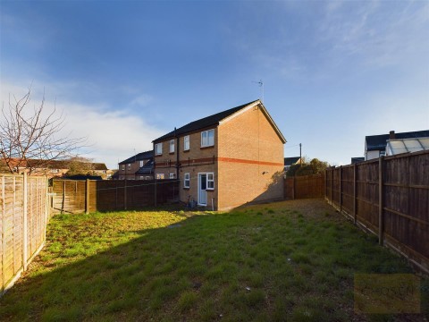 View Full Details for Chestnut Close, Quedgeley, Gloucester