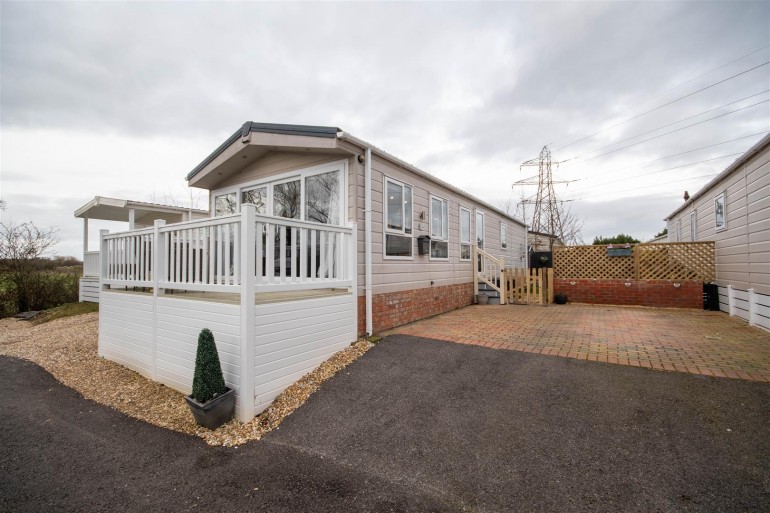 Norton Park, Tewkesbury Road, Norton, Gloucester